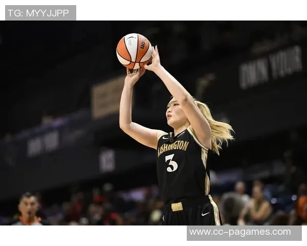 克尼佩尔第四节发力稍晚13投5中贡献14分4篮板3助攻三分球命中率不佳